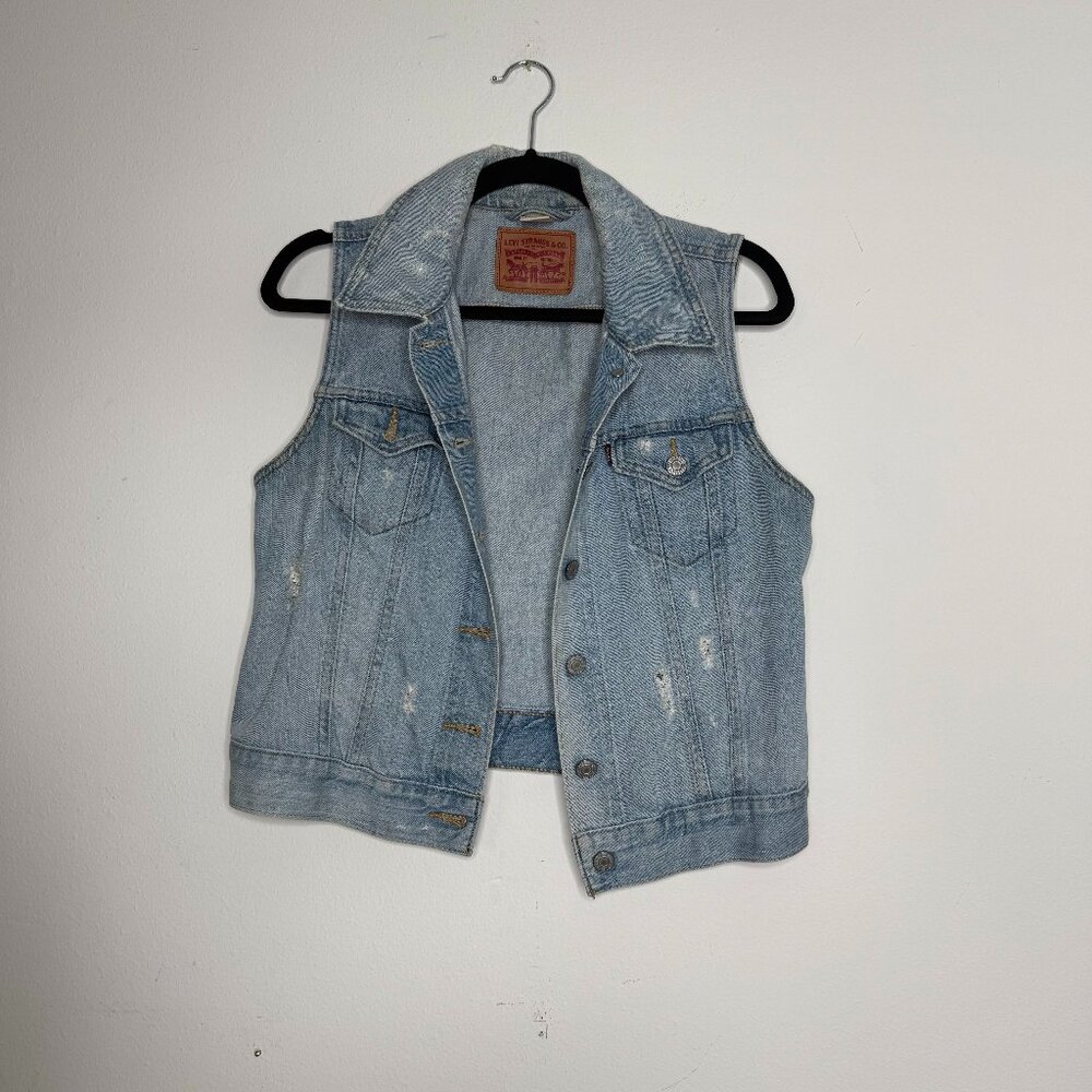 LEVI’S | Distressed Denim Vest with Evil Eye Pattern - M